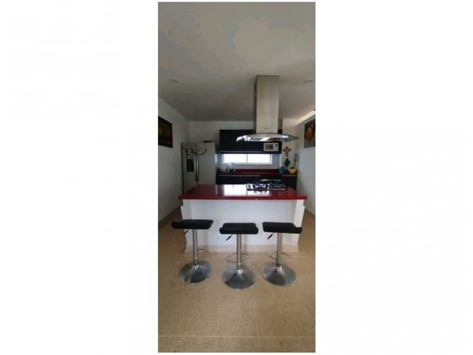 Casa de 5 alcobas en venta en El Porvenir, Rionegro, 428 m² · foto 16 de 24