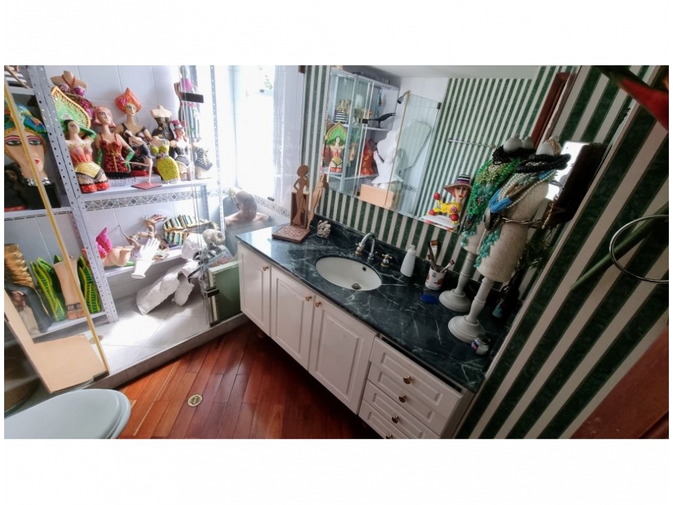 Apartamento en venta en El Poblado, Medellín · foto 15 de 24