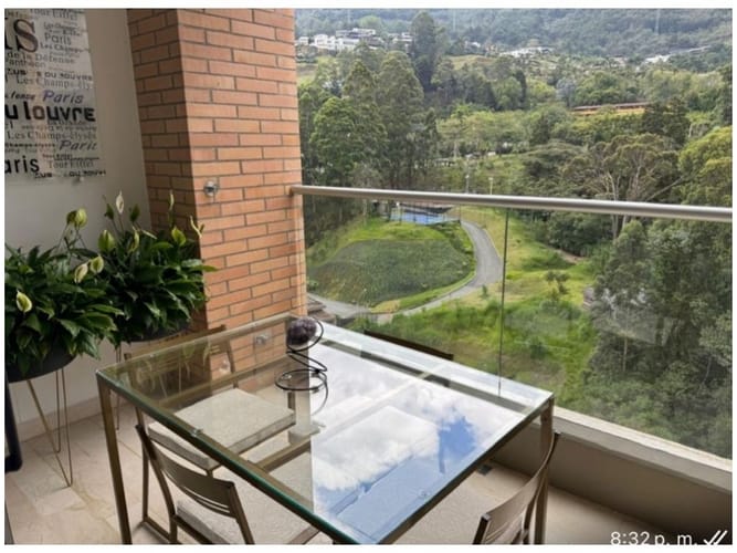 Apartamento de 3 alcobas en venta en El Poblado, Medellín, 298 m² · foto 4 de 24