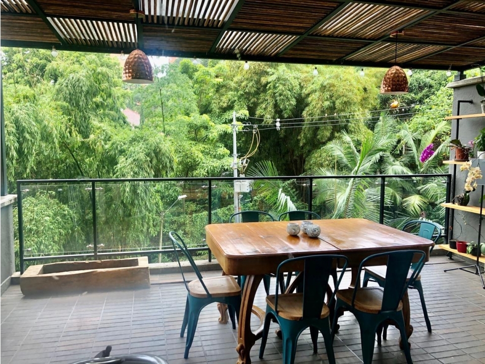 Apartamento en venta en Loma Del Esmeraldal, Envigado · foto 2 de 6