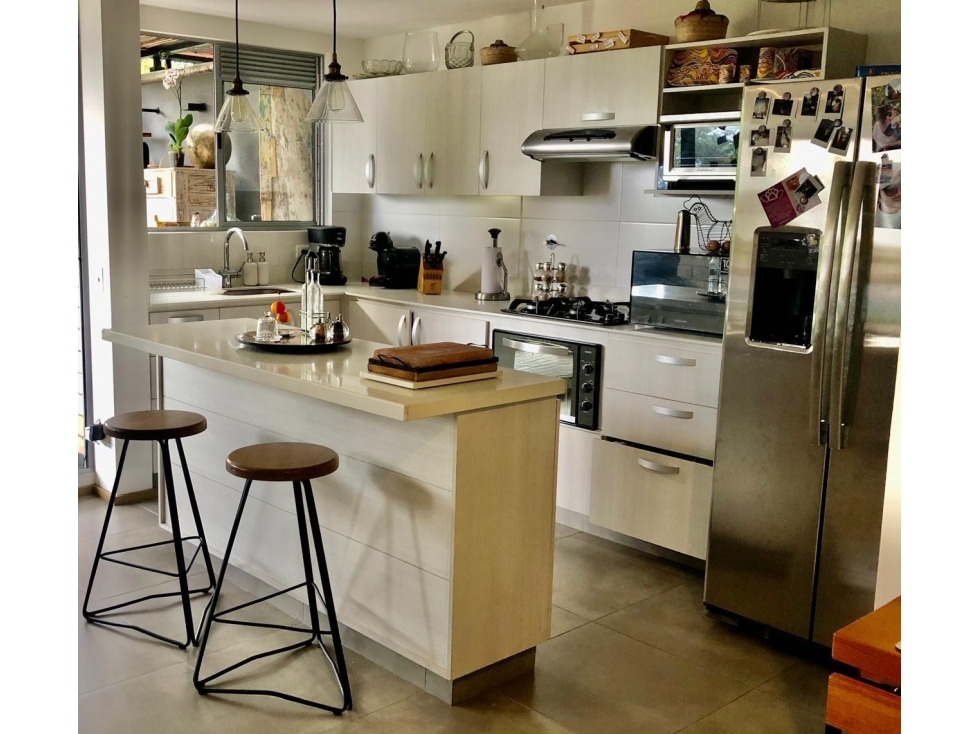 Apartamento en venta en Loma Del Esmeraldal, Envigado · foto 5 de 6