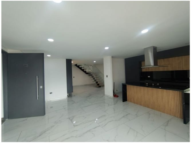 Apartamento de 4 alcobas en venta en Laureles, Medellín, 340 m² · foto 4 de 24