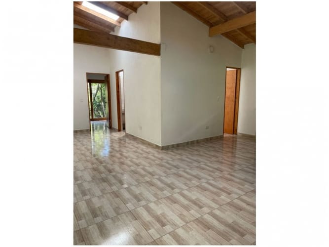 Finca en venta en Bellavista, Guarne, 180 m² · foto 4 de 23
