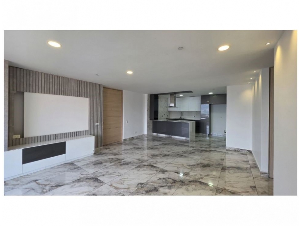 Apartamento en venta en Las Brujas, Envigado · foto 2 de 24