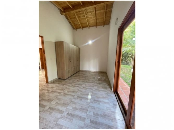 Finca en venta en Bellavista, Guarne, 180 m² · foto 9 de 23