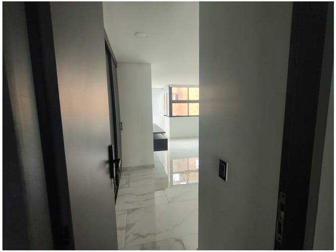 Apartamento de 4 alcobas en venta en Laureles, Medellín, 340 m² · foto 15 de 24