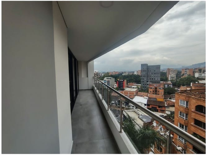Apartamento de 4 alcobas en venta en Laureles, Medellín, 340 m² · foto 21 de 24
