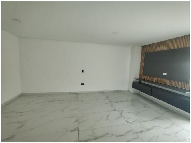 Apartamento de 4 alcobas en venta en Laureles, Medellín, 340 m² · foto 22 de 24