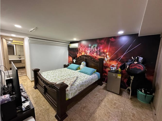 Casa de 7 alcobas en venta en Santa Mónica, Medellín, 362 m² · foto 21 de 24