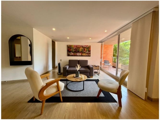 Apartaestudio en venta en Lalinde, Medellín, 67 m² · foto 5 de 14