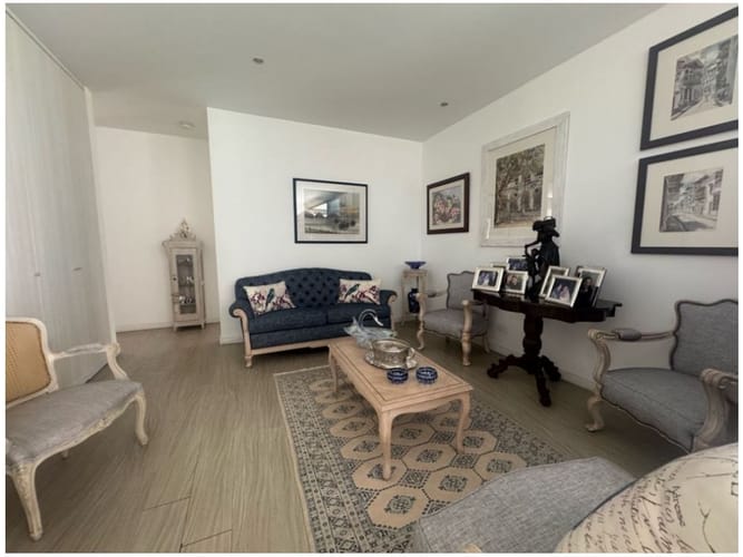 Apartamento de 3 alcobas en venta en El Poblado, Medellín, 163 m² · foto 3 de 13