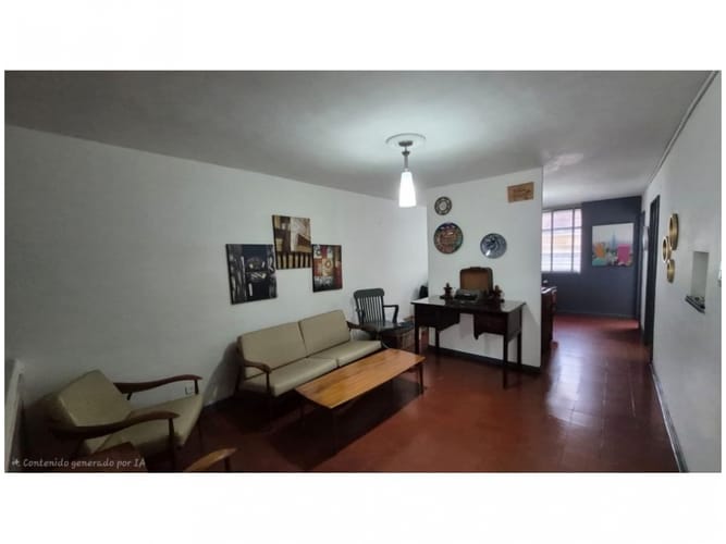 Casa de 6 alcobas en venta en El Poblado, Medellín, 215 m² · foto 2 de 19