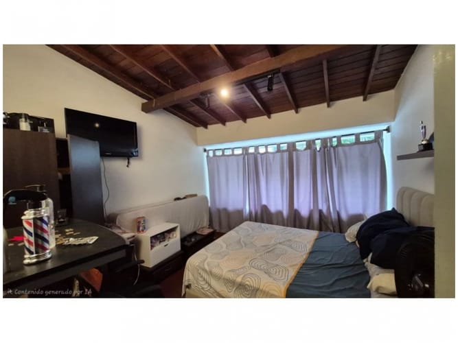 Casa de 6 alcobas en venta en El Poblado, Medellín, 215 m² · foto 7 de 19