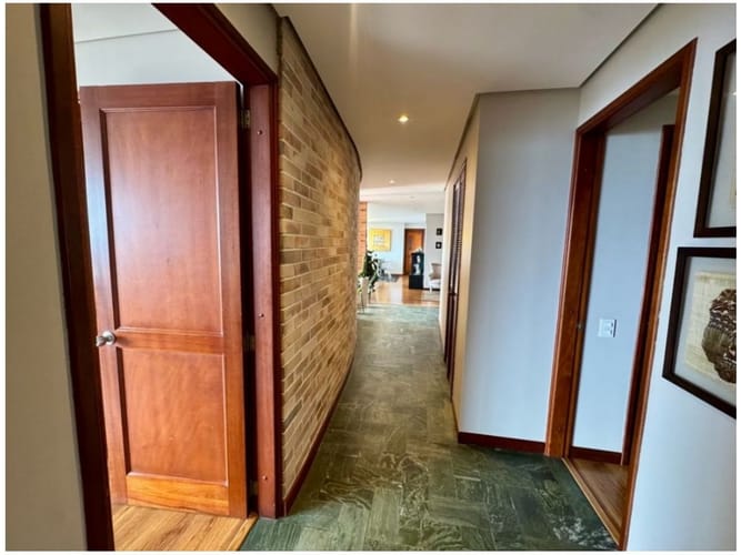 Apartamento en venta en El Poblado, Medellín · foto 11 de 24