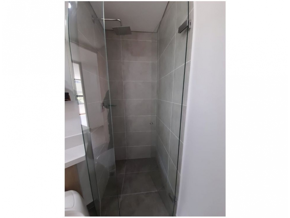 Apartamento en venta en El Poblado, Medellín · foto 4 de 24