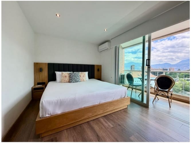 Apartamento en venta en El Poblado, Medellín · foto 9 de 17
