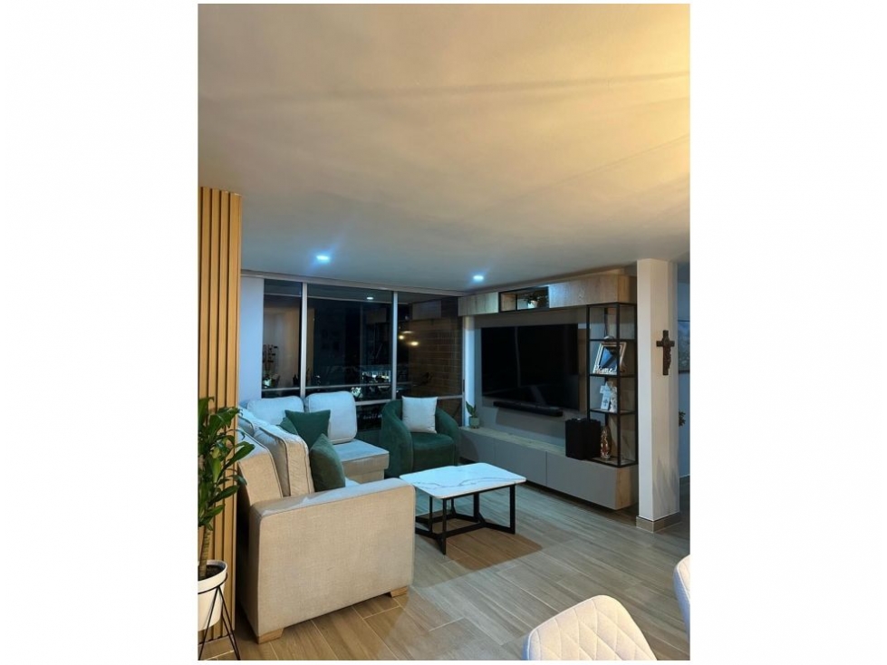 Apartamento en venta en Loma De Las Brujas, Envigado · foto 8 de 24