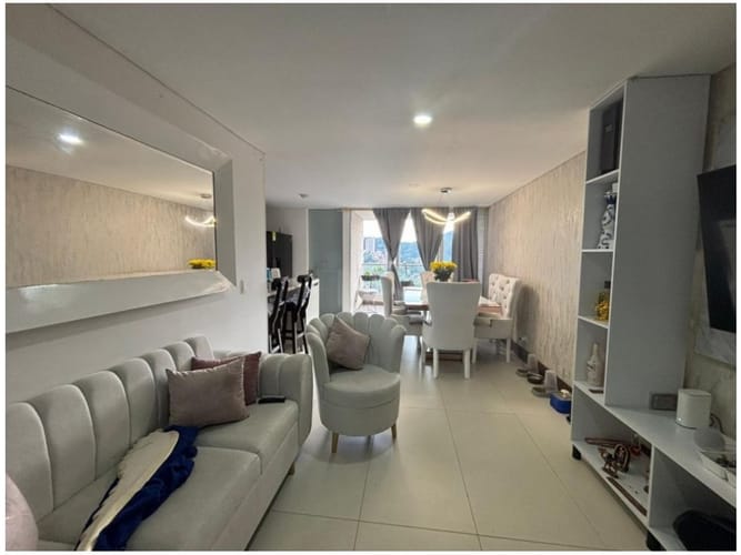 Apartamento de 3 alcobas en venta en Aves Maria, Sabaneta, 100 m² · foto 4 de 18
