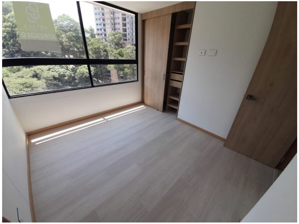 Apartamento en venta en El Poblado, Medellín · foto 9 de 24