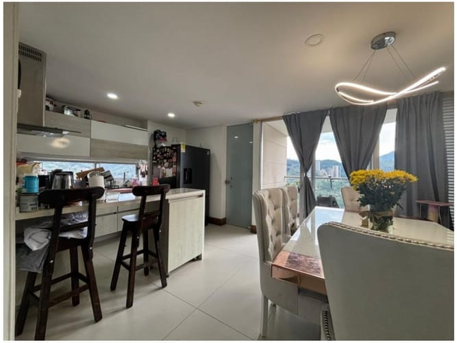 Apartamento de 3 alcobas en venta en Aves Maria, Sabaneta, 100 m² · foto 5 de 18