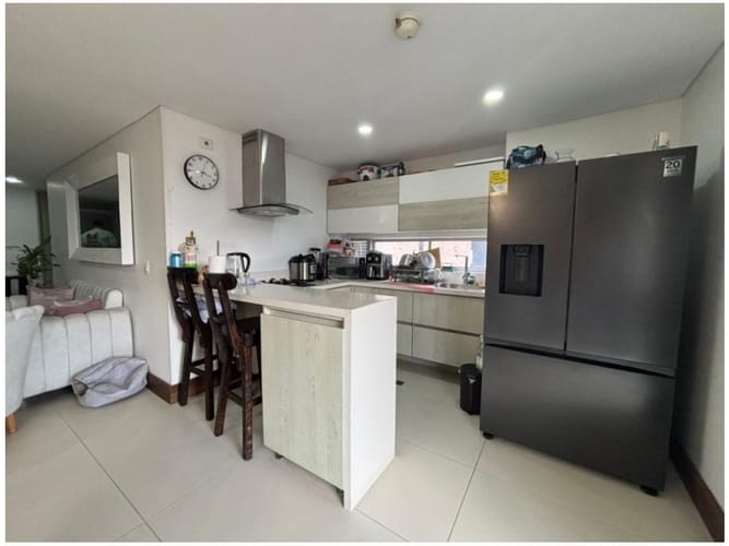 Apartamento de 3 alcobas en venta en Aves Maria, Sabaneta, 100 m² · foto 7 de 18