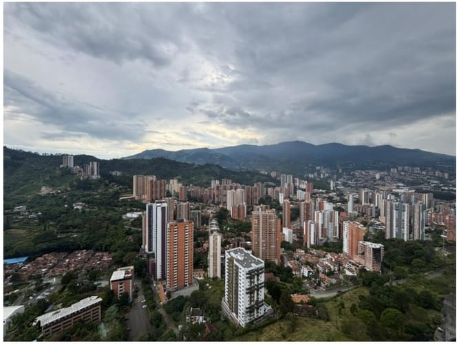 Apartamento de 3 alcobas en venta en Aves Maria, Sabaneta, 100 m² · foto 9 de 18