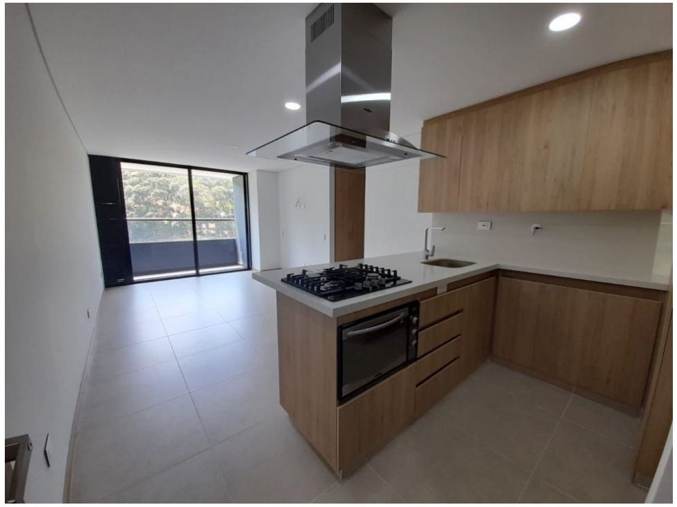 Apartamento en venta en El Poblado, Medellín · foto 14 de 24