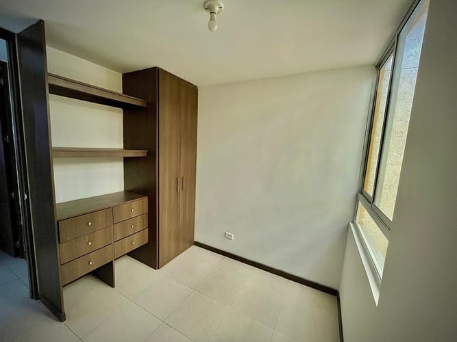 Apartamento de 3 alcobas en venta en Valle Del Lili, Cali, 55 m² · foto 11 de 16