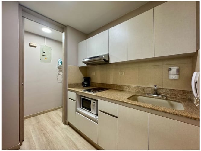 Apartamento de 2 alcobas en venta en La Aguacatala, Medellín, 75 m² · foto 11 de 16