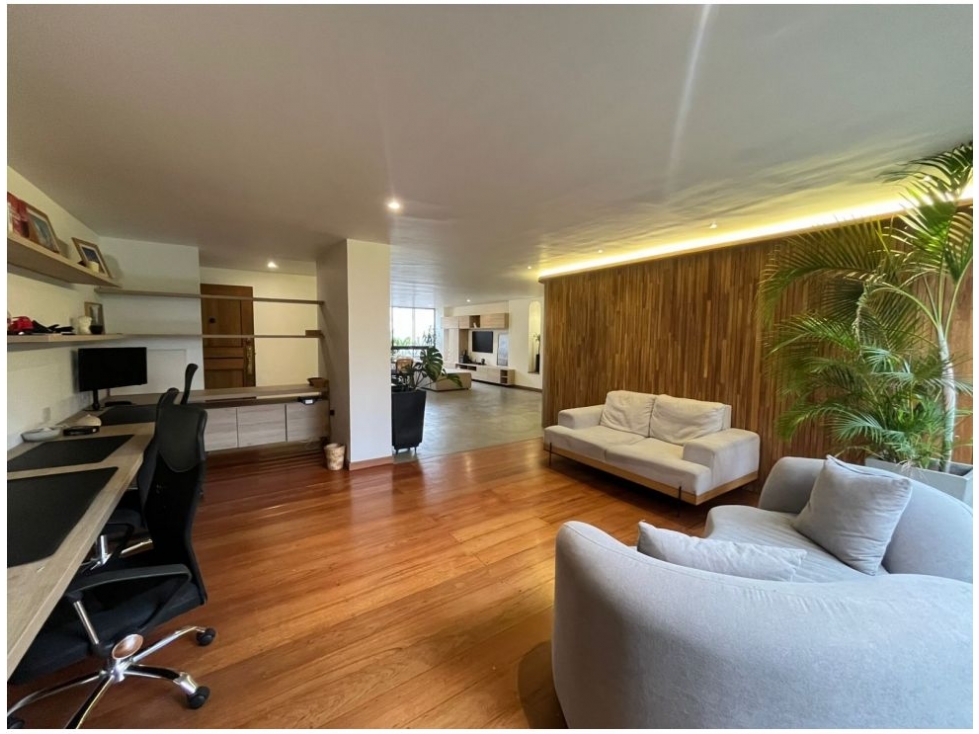 Apartamento en venta en El Poblado, Medellín · foto 13 de 24