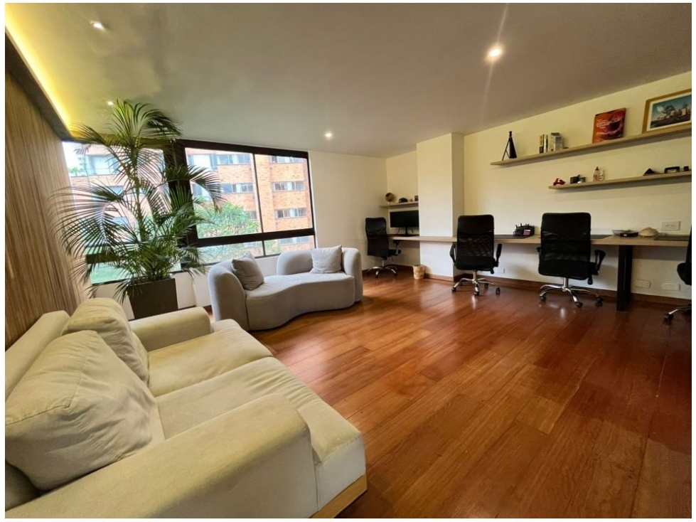 Apartamento en venta en El Poblado, Medellín · foto 14 de 24