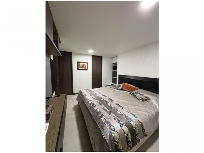 Apartamento de 3 alcobas en venta en Loma De Las Brujas, Envigado, 122 m² · foto 10 de 24