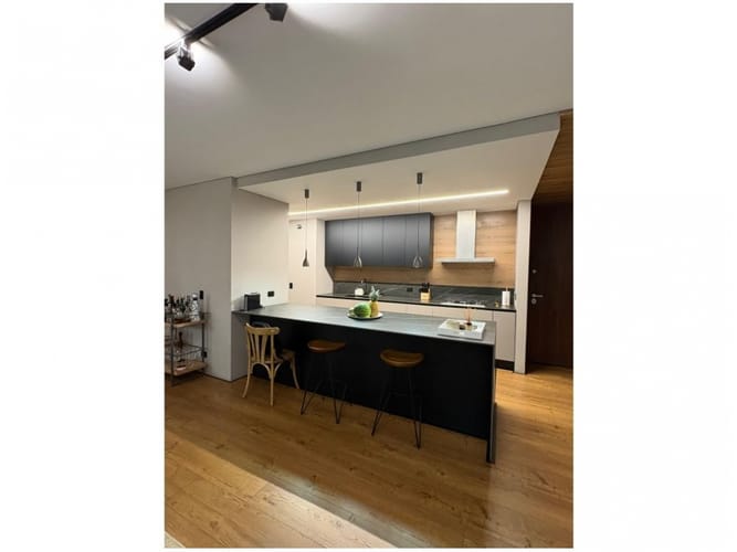 Apartamento de 2 alcobas en venta en El Diamante No. 2, Medellín, 202 m² · foto 7 de 22