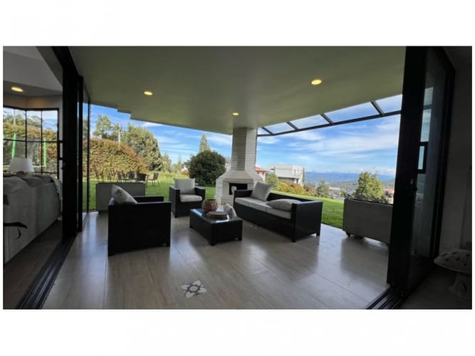 Casa de 4 alcobas en venta en Loma Del Escobero, Envigado, 245 m² · foto 5 de 9