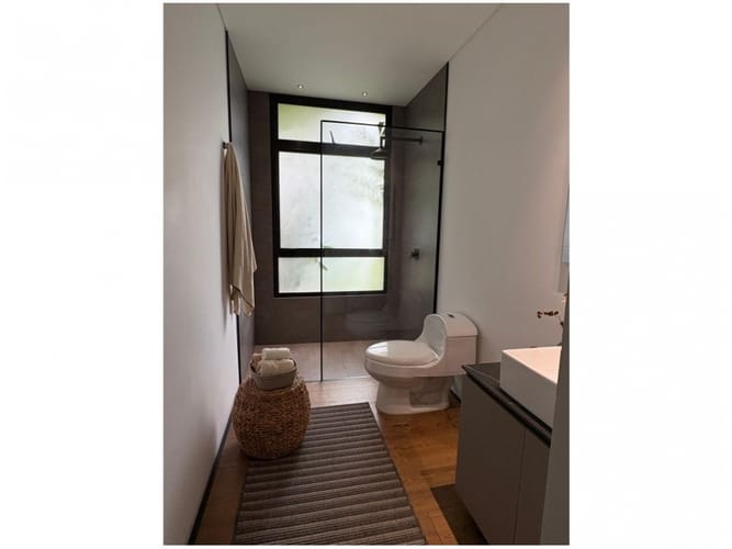 Apartamento de 2 alcobas en venta en El Diamante No. 2, Medellín, 202 m² · foto 16 de 22
