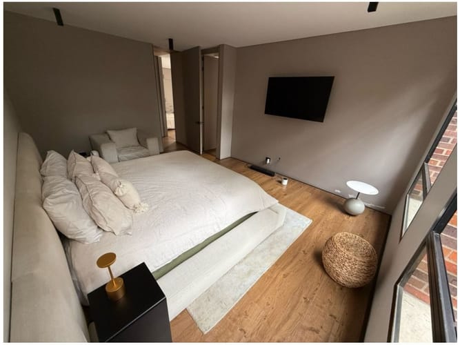Apartamento de 2 alcobas en venta en El Diamante No. 2, Medellín, 202 m² · foto 18 de 22