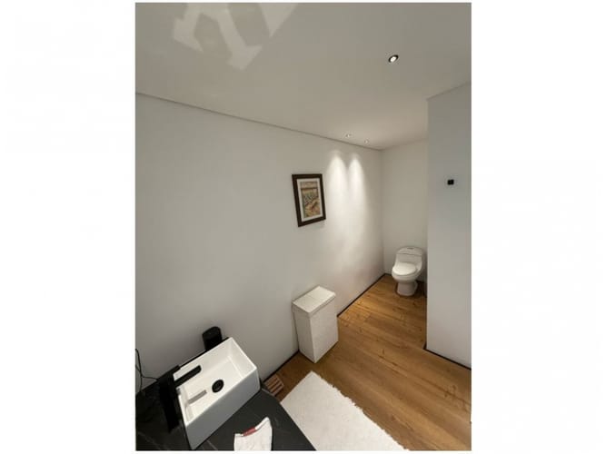 Apartamento de 2 alcobas en venta en El Diamante No. 2, Medellín, 202 m² · foto 20 de 22