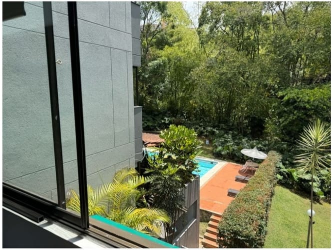 Apartamento de 2 alcobas en venta en Los Parra, Medellín, 145 m² · foto 3 de 11