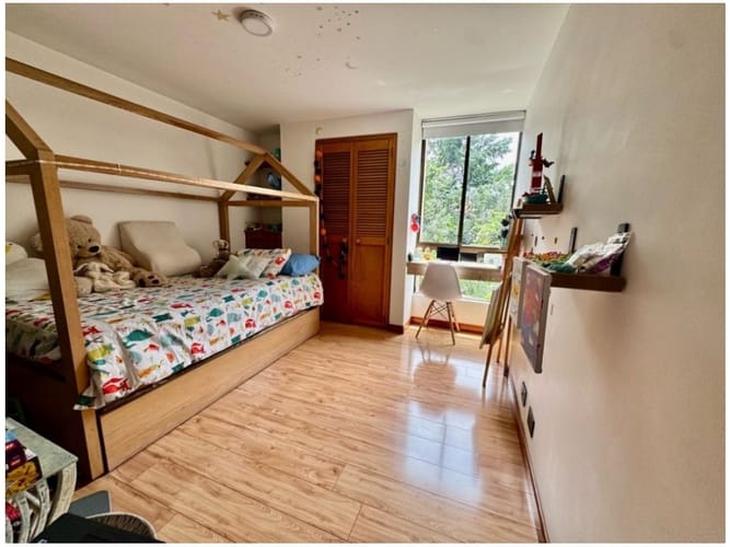 Apartamento de 3 alcobas en venta en El Diamante No. 2, Medellín, 129 m² · foto 8 de 23