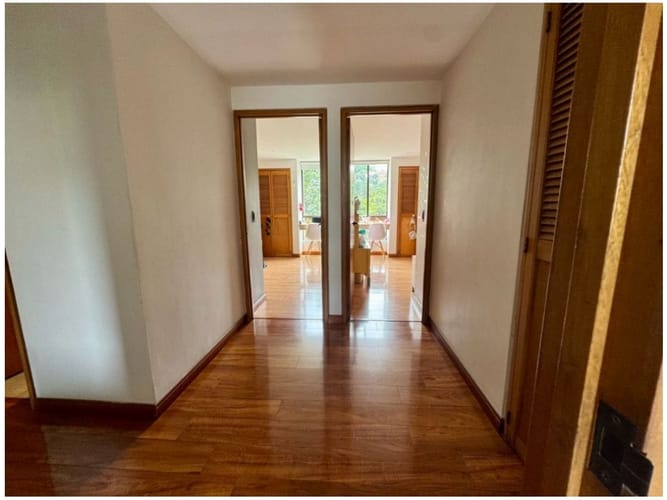 Apartamento de 3 alcobas en venta en El Diamante No. 2, Medellín, 129 m² · foto 10 de 23