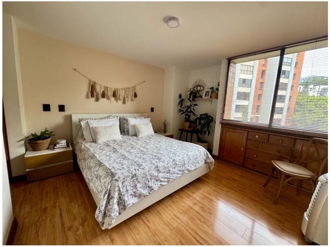 Apartamento de 3 alcobas en venta en El Diamante No. 2, Medellín, 129 m² · foto 13 de 23