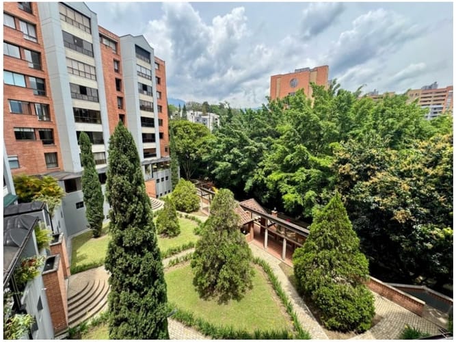 Apartamento de 3 alcobas en venta en El Diamante No. 2, Medellín, 129 m² · foto 20 de 23