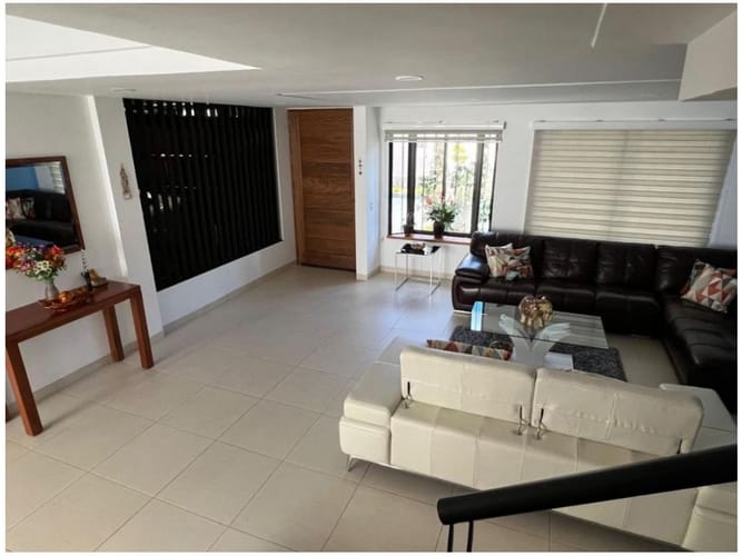 Casa de 3 alcobas en venta en Centro, Rionegro, 200 m² · foto 11 de 24