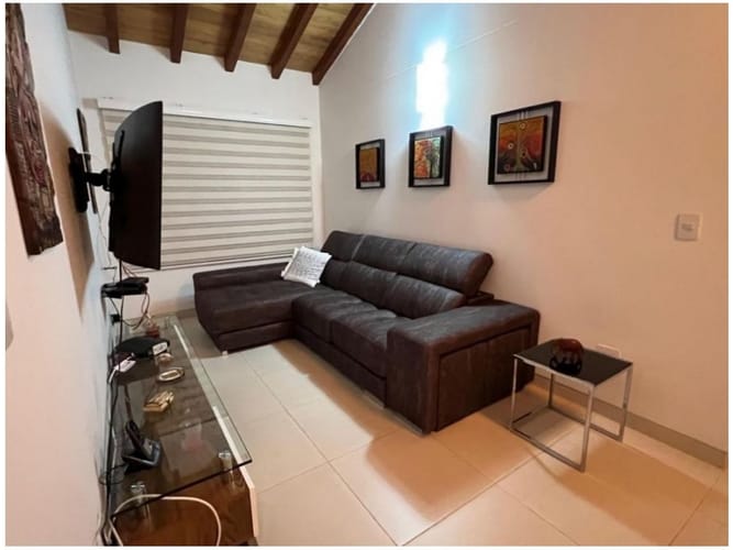 Casa de 3 alcobas en venta en Centro, Rionegro, 200 m² · foto 12 de 24
