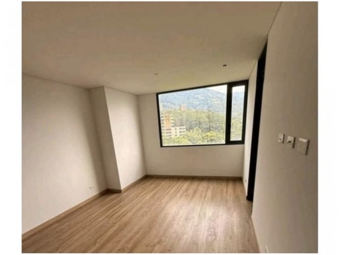 Apartamento de 2 alcobas en venta en Las Palmas, Medellín, 105 m² · foto 5 de 8