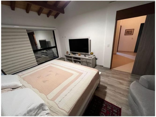 Casa de 3 alcobas en venta en Centro, Rionegro, 200 m² · foto 23 de 24