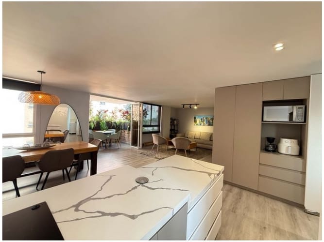Apartamento de 3 alcobas en venta en El Poblado, Medellín, 140 m² · foto 8 de 24