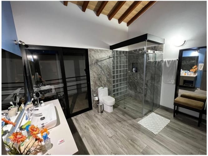 Casa de 3 alcobas en venta en Centro, Rionegro, 200 m² · foto 24 de 24