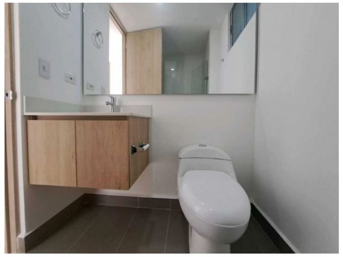 Apartamento de 2 alcobas en venta en Ub. Ojo De Agua, Rionegro, 76 m² · foto 10 de 16