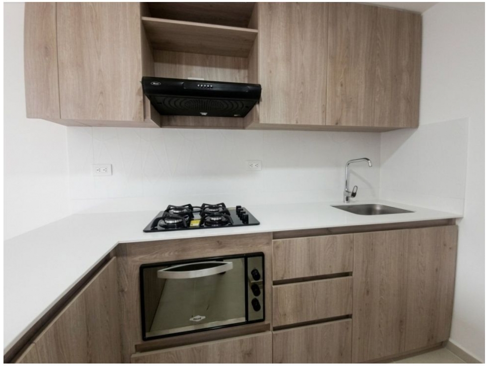 Apartamento en venta en Zona Industrial No. 1, Itagüí · foto 3 de 12